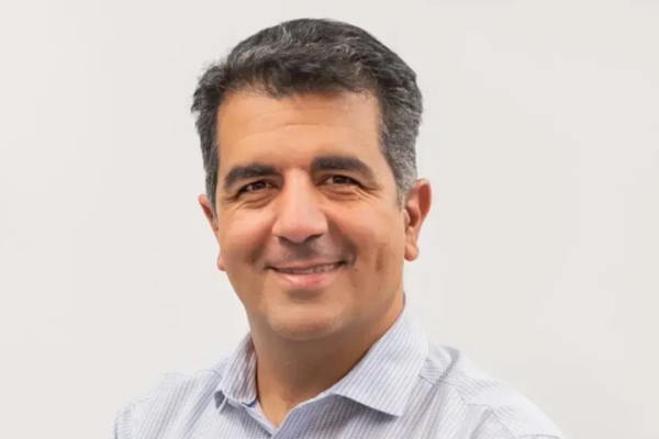Alex Kazerani CEO & Founder, EdgeCast (Verizon Digital) 2